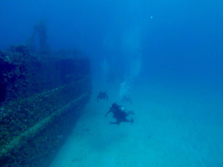 How to Dive the Fort Lauderdale Wreck Trek