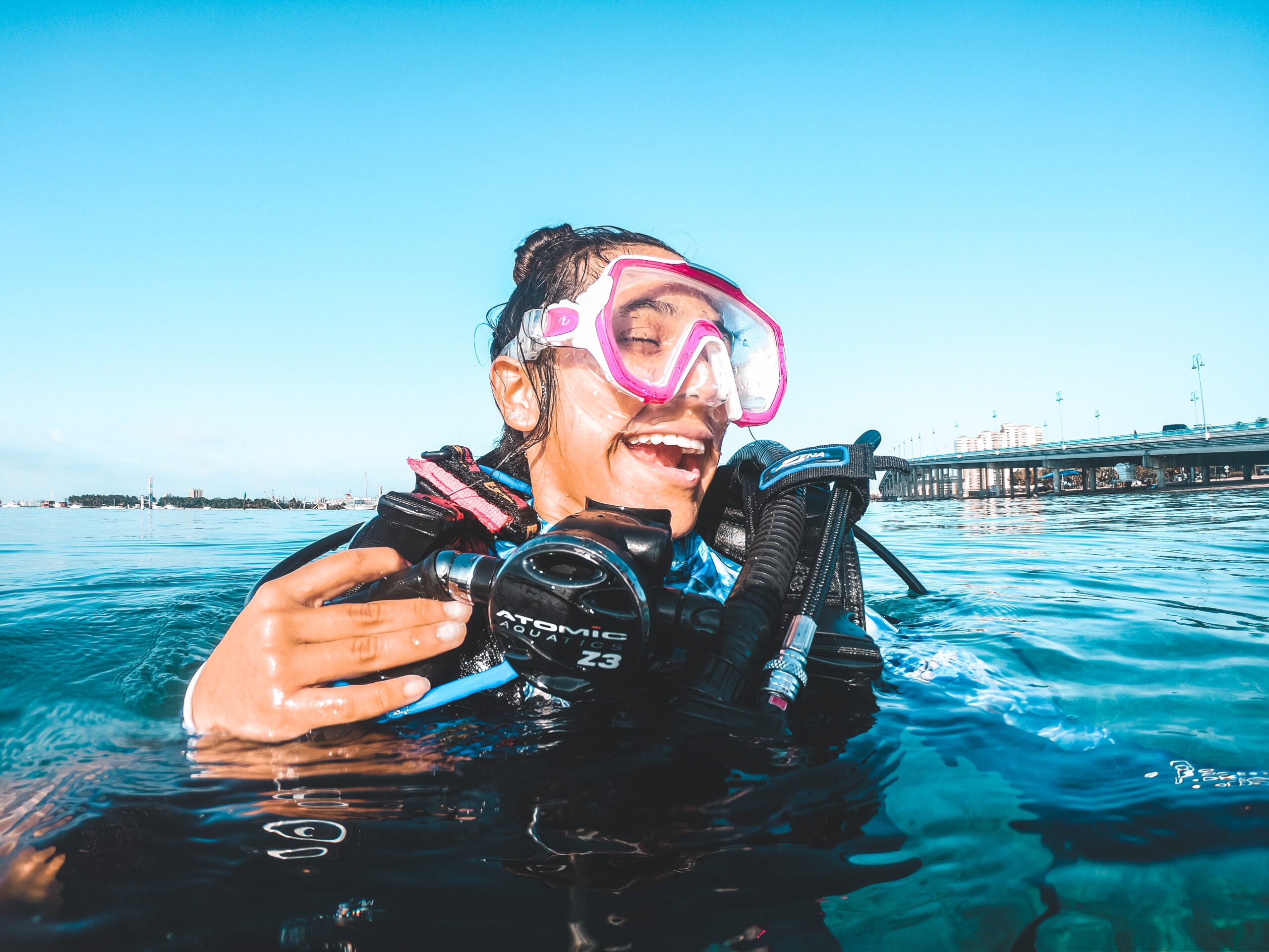 2er Pack Scuba Diving Travel Neoprenanzug Kleiderbügel Für Wassersport Surfen 