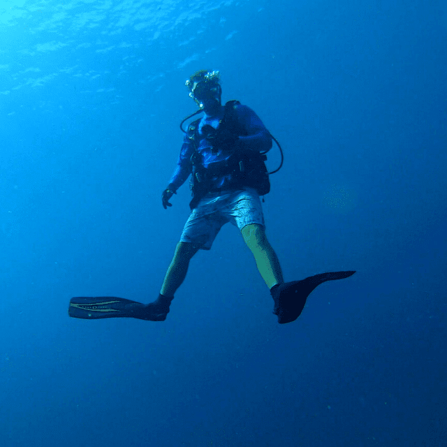 how-to-equalize-while-scuba-diving