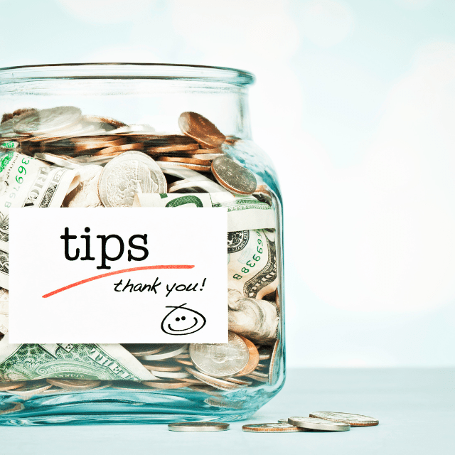 A Scuba Diver’s Guide to Tipping (How to Tip Your Dive Crew Accordingly)